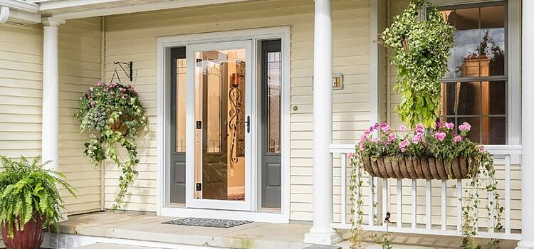 screen door installation in Sunnyvale