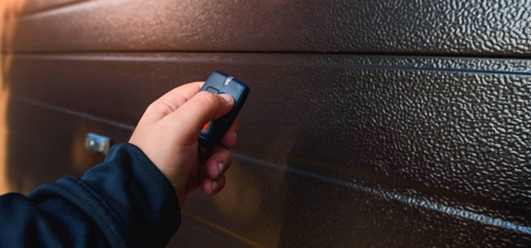 automatic door opener with remote control in Sunnyvale